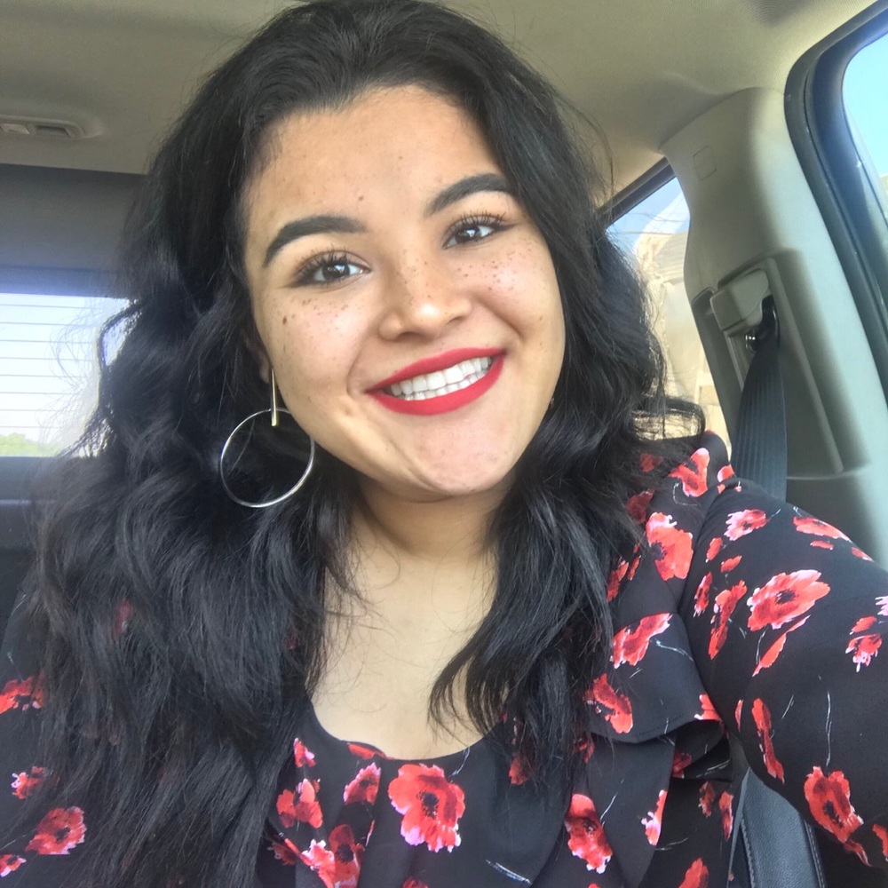 Meet your Posher, Stephanie